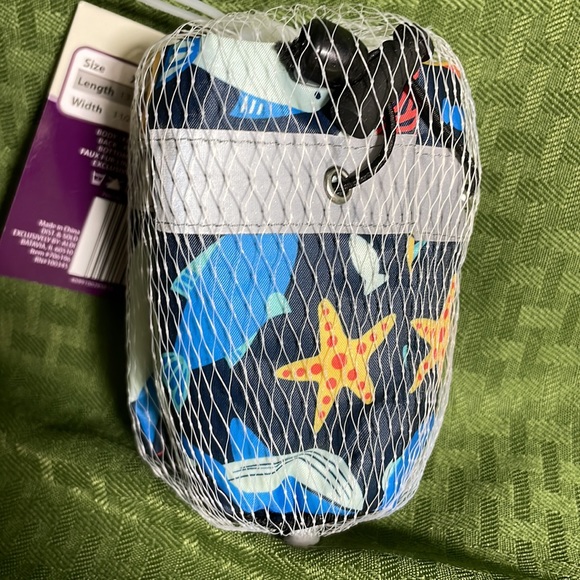 Dog Pet Boots, Heart to Tail, Small with Rubber Grip Soles and Toggle, Brand New - Picture 6 of 6